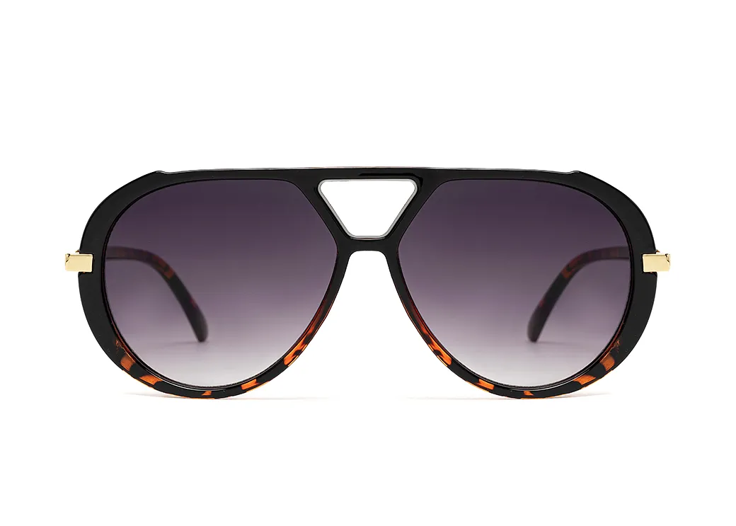 Exclusive 3696-C1 z etui